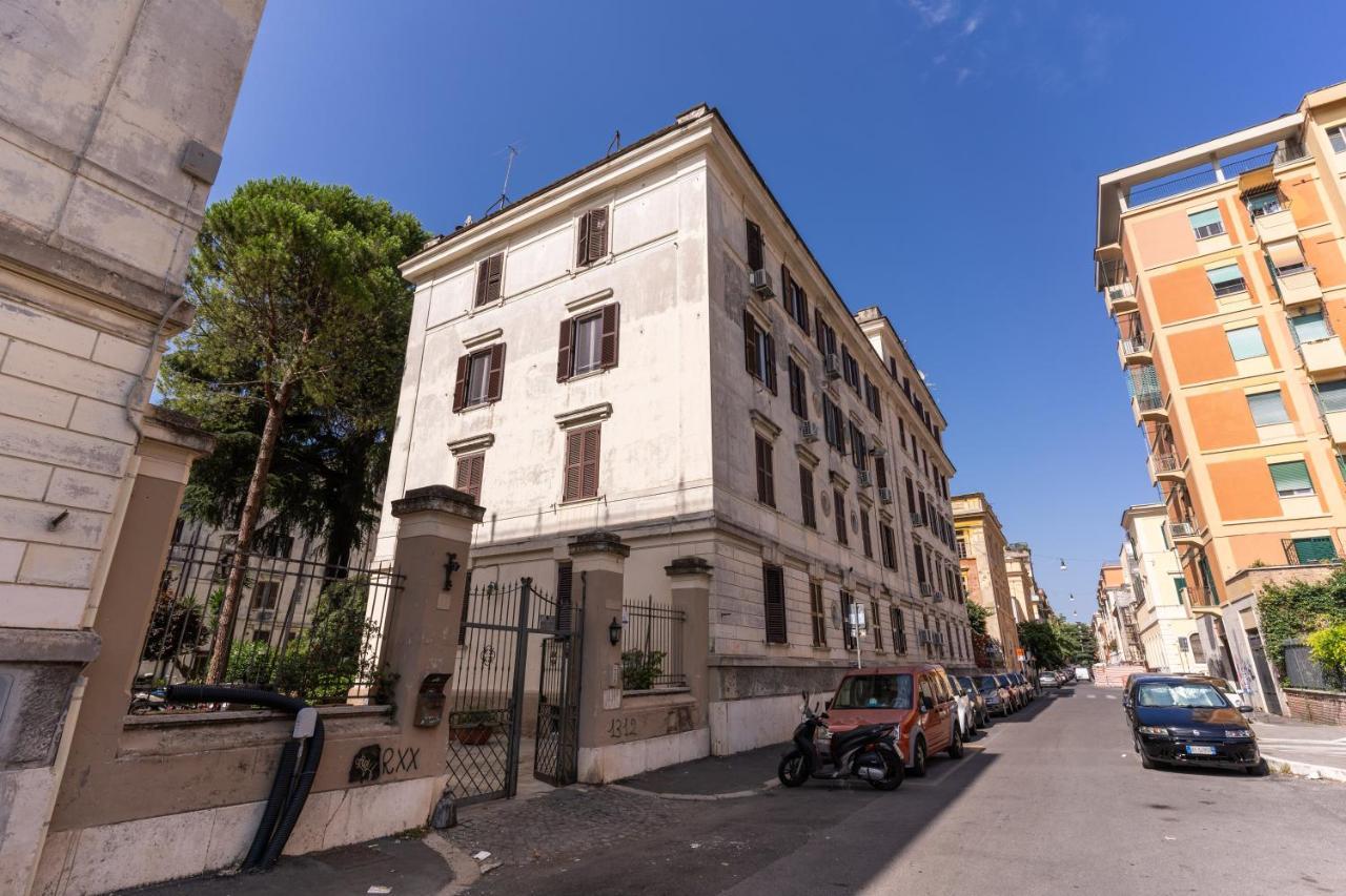 Lovely Flat In Testaccio Apartment